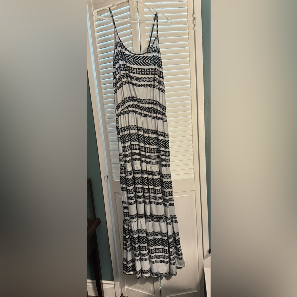 NWOT Summer Maxi Dress